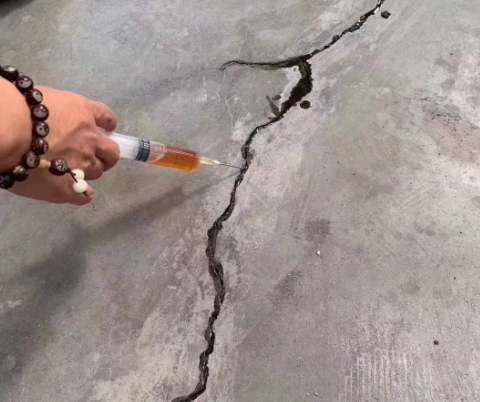 陵城混凝土裂缝修补技术详解​